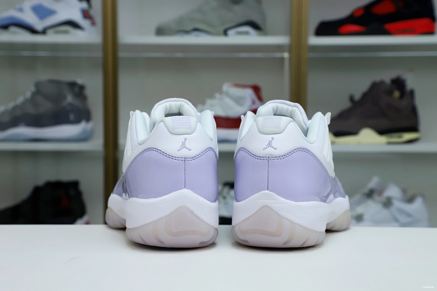 VIOLET LOW 11 JORDAN PURE AIR 0303